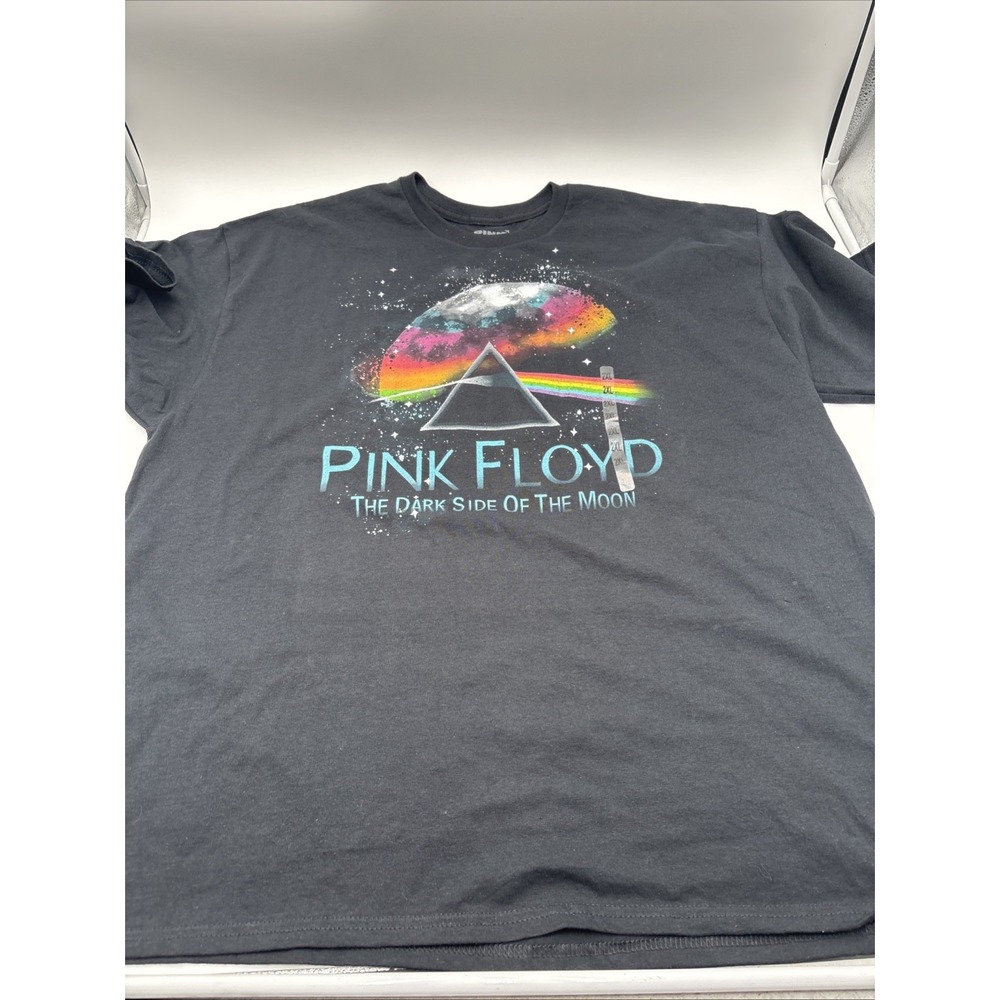 Pink Floyd The Dark Side Of The Moon  Tshirt Mens Size 2XL NWT Black Regular Fit